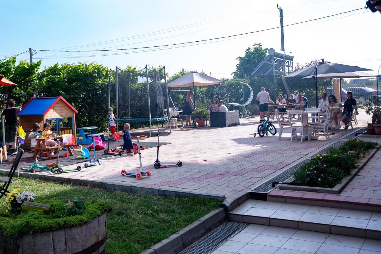 Casa Eden Hotel Costinesti Luaran gambar