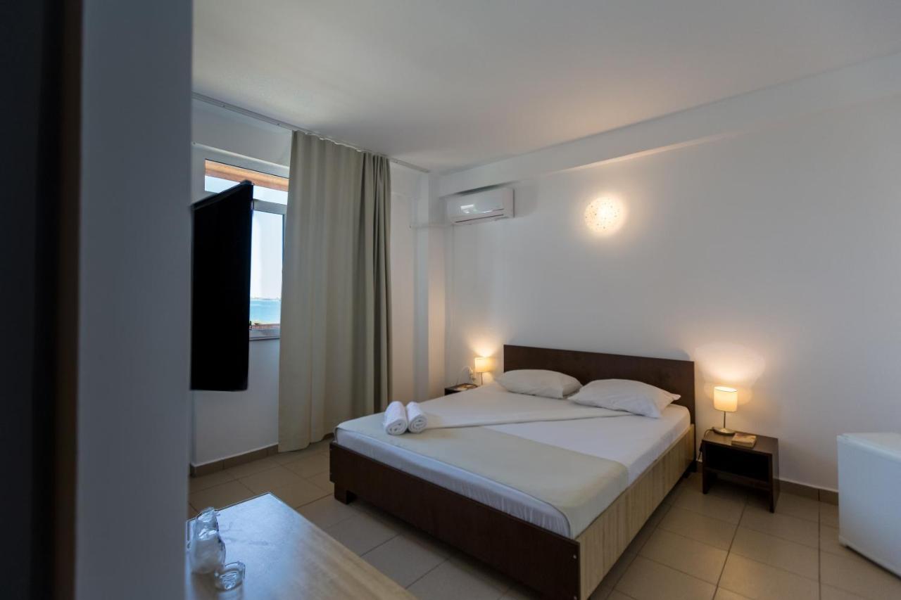 Casa Eden Hotel Costinesti Luaran gambar
